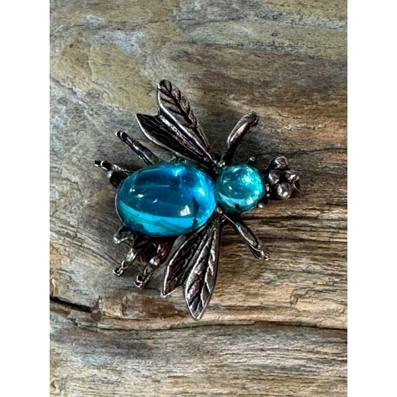 Vintage Rhinestone Bee Brooch Pin Antique Silver-Tone Insect Jewelry With Blue S - Picture 6 of 9